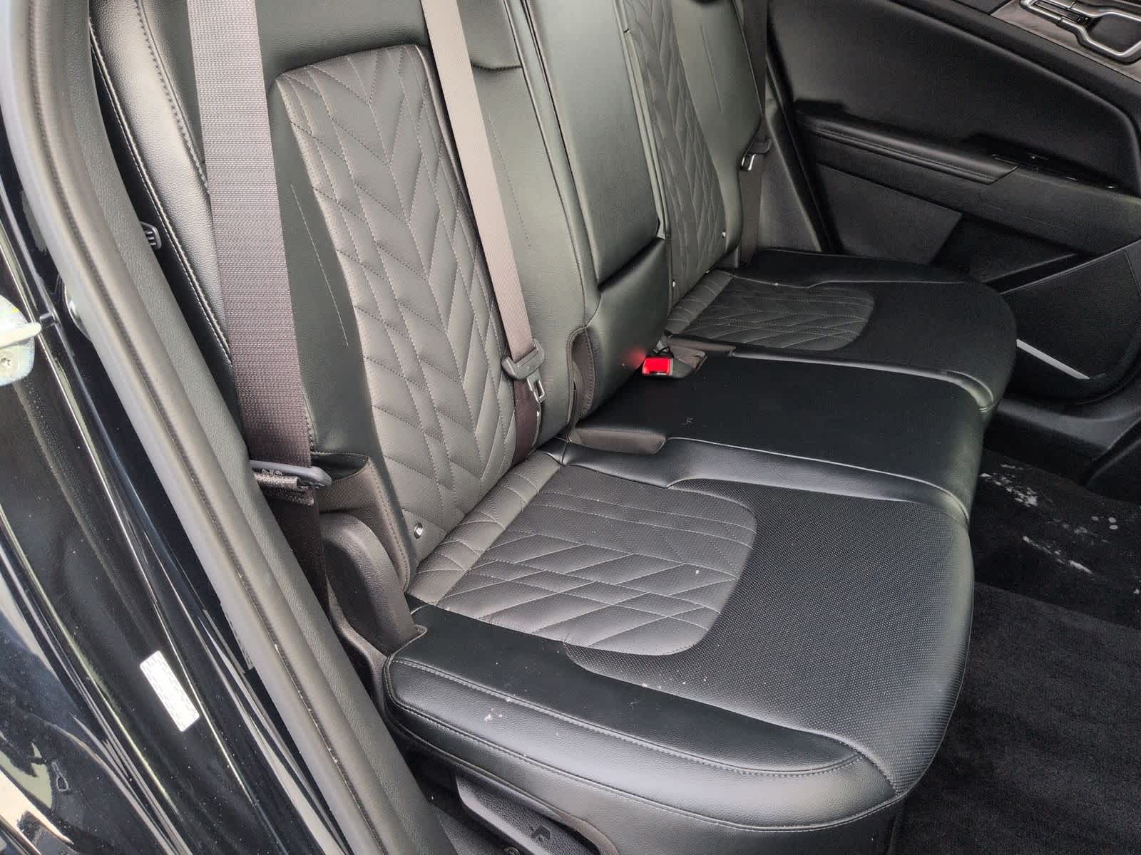 Thumbnail: 2023 Kia Sportage - 21