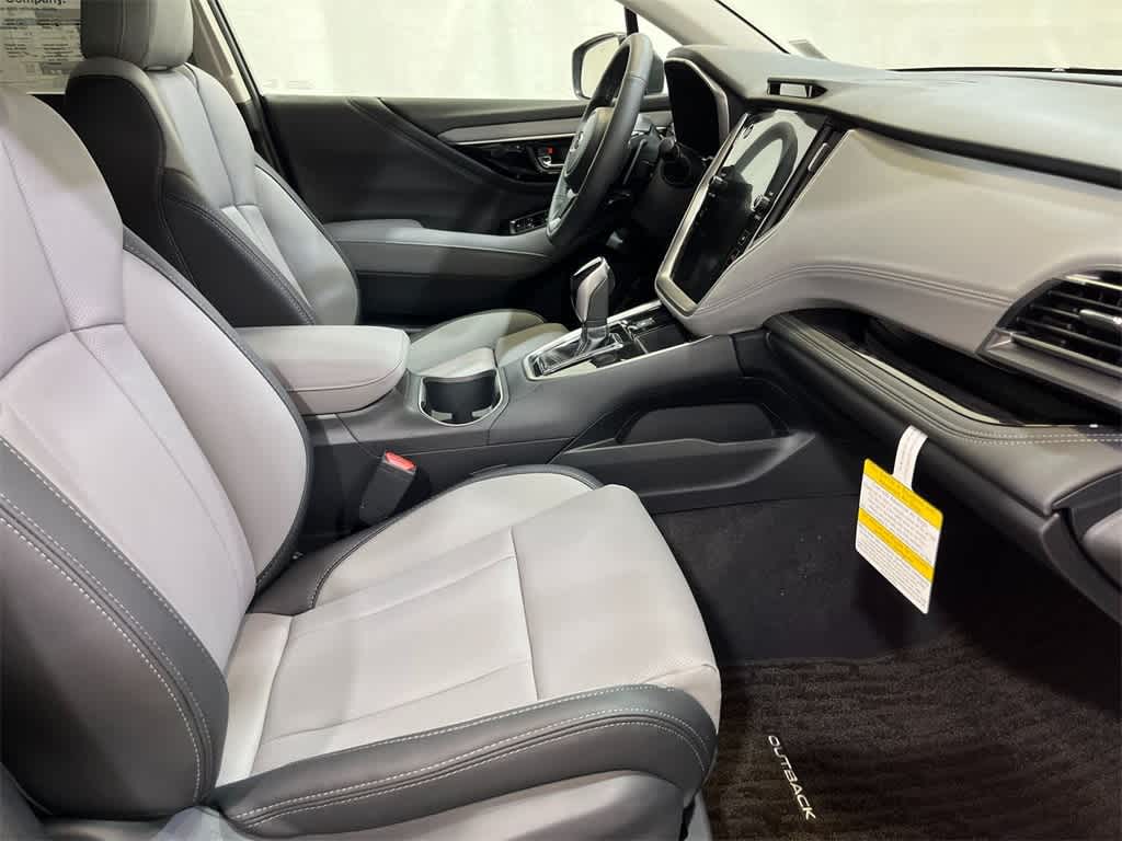 2025 Subaru Outback Limited 27