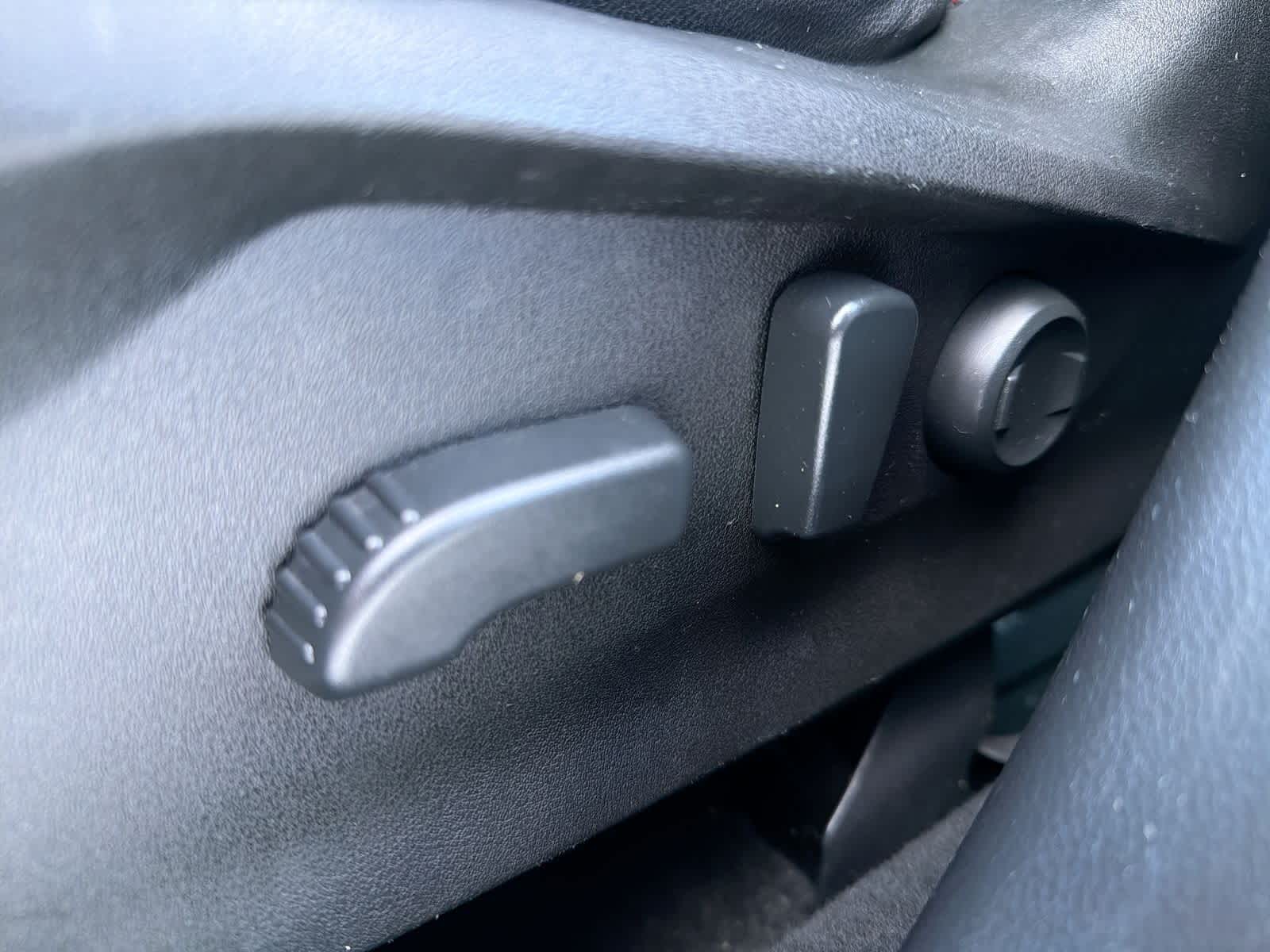 Thumbnail: 2020 Subaru Forester - 18