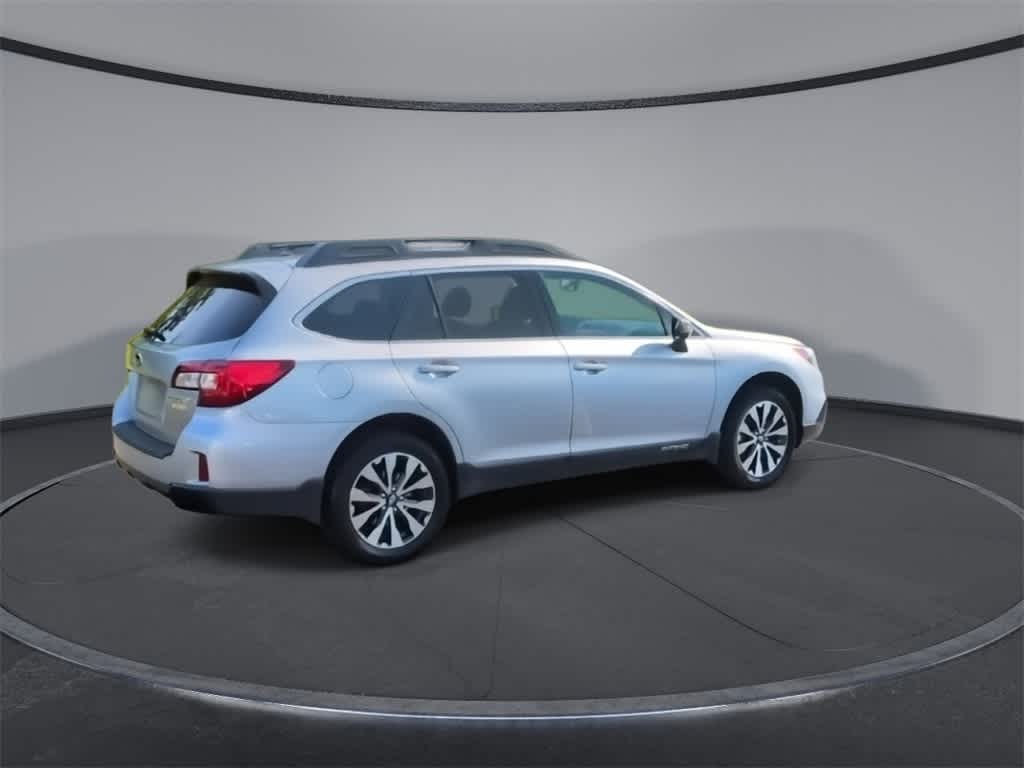 Thumbnail: 2015 Subaru Outback - 8