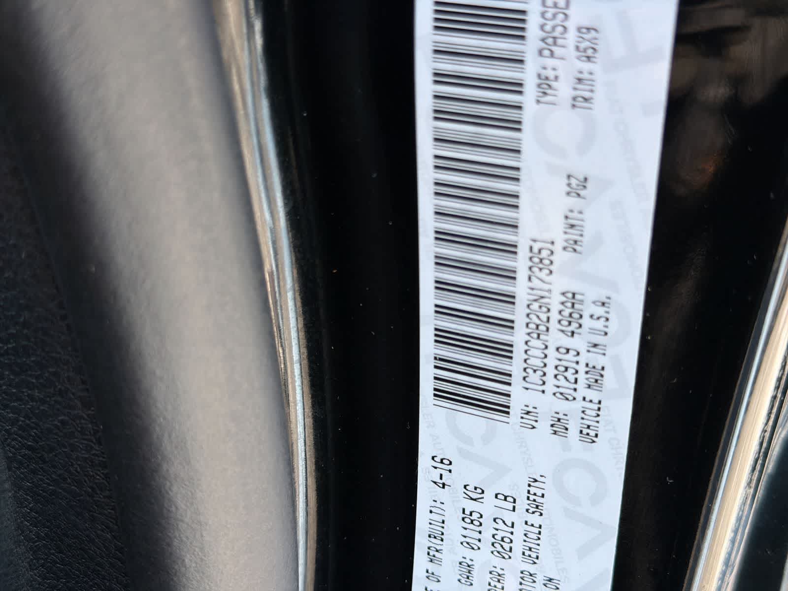 Thumbnail: 2016 Chrysler 200 - 37