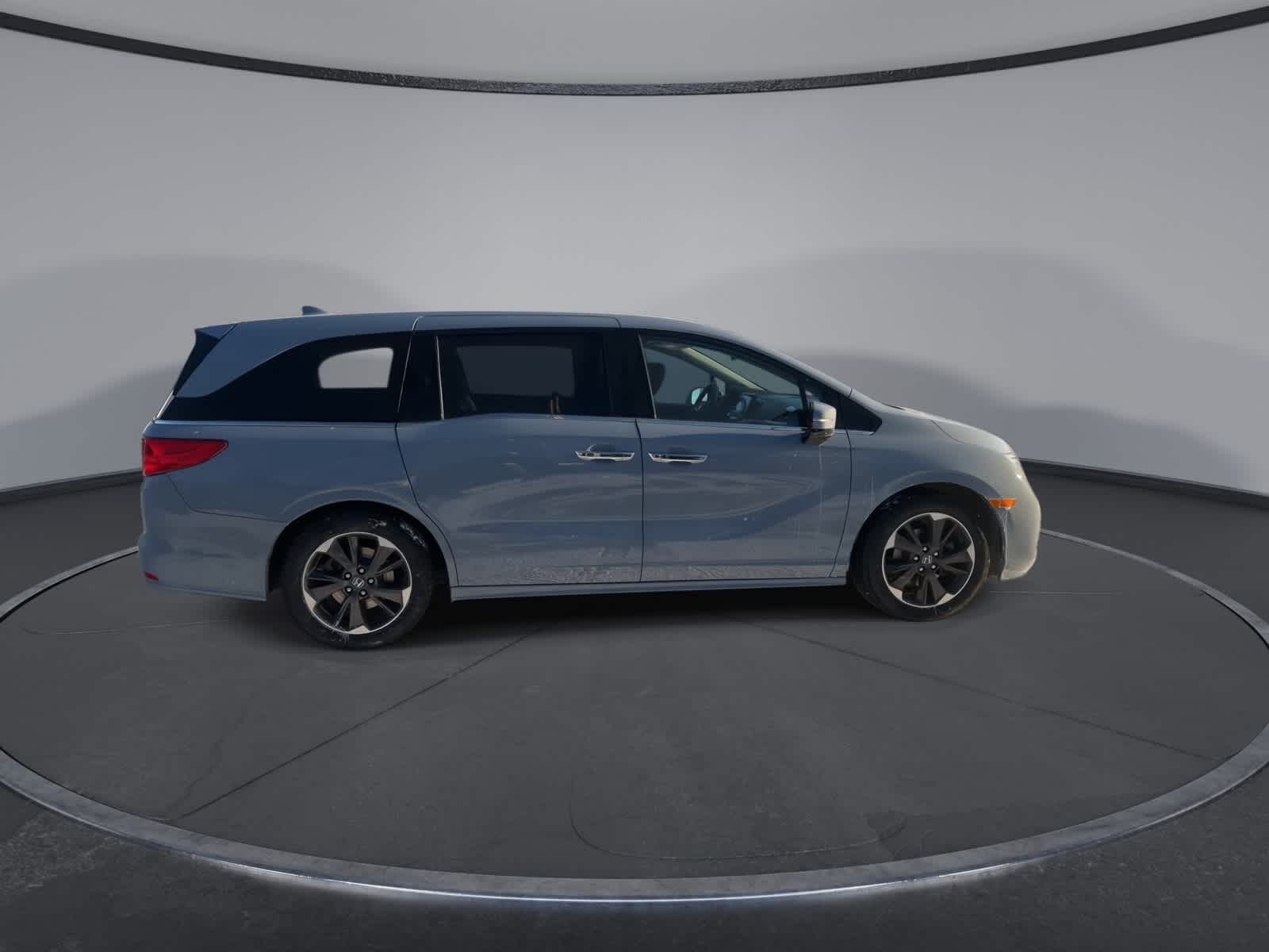 Thumbnail: 2023 Honda Odyssey - 9