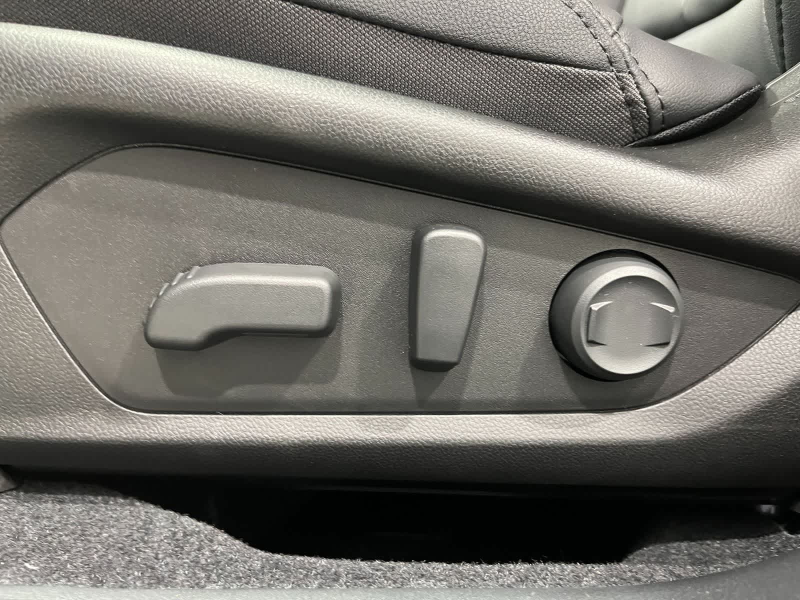 Thumbnail: 2026 Subaru Outback - 12