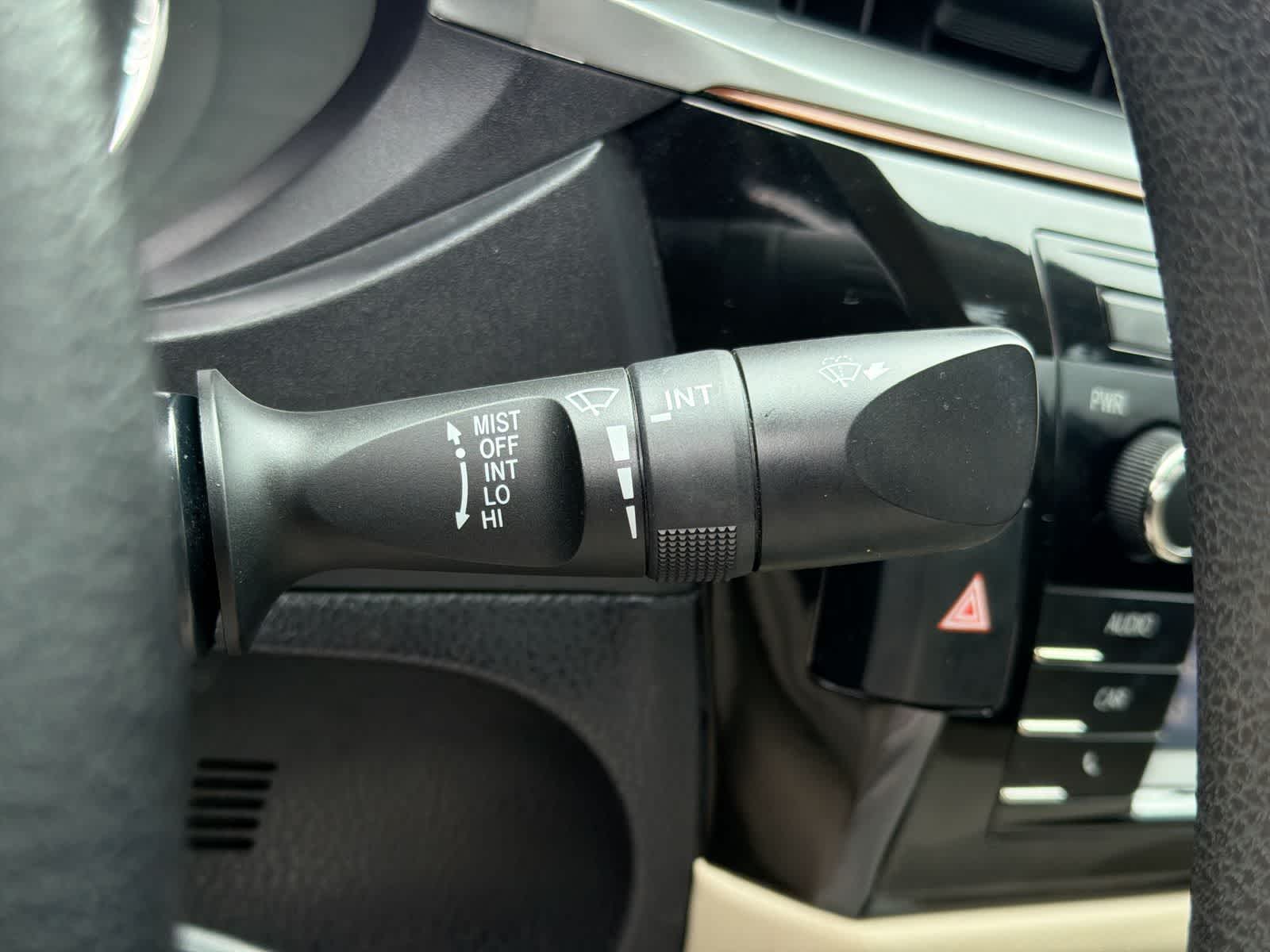 Thumbnail: 2015 Toyota Corolla - 26