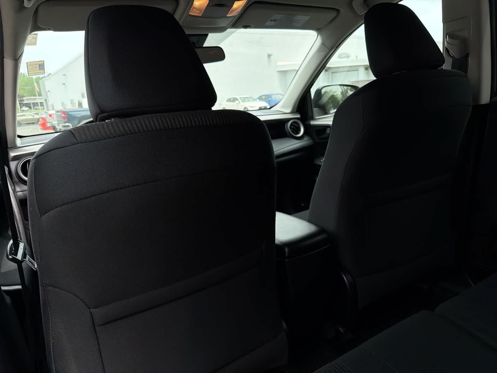 Thumbnail: 2017 Toyota RAV4 - 19