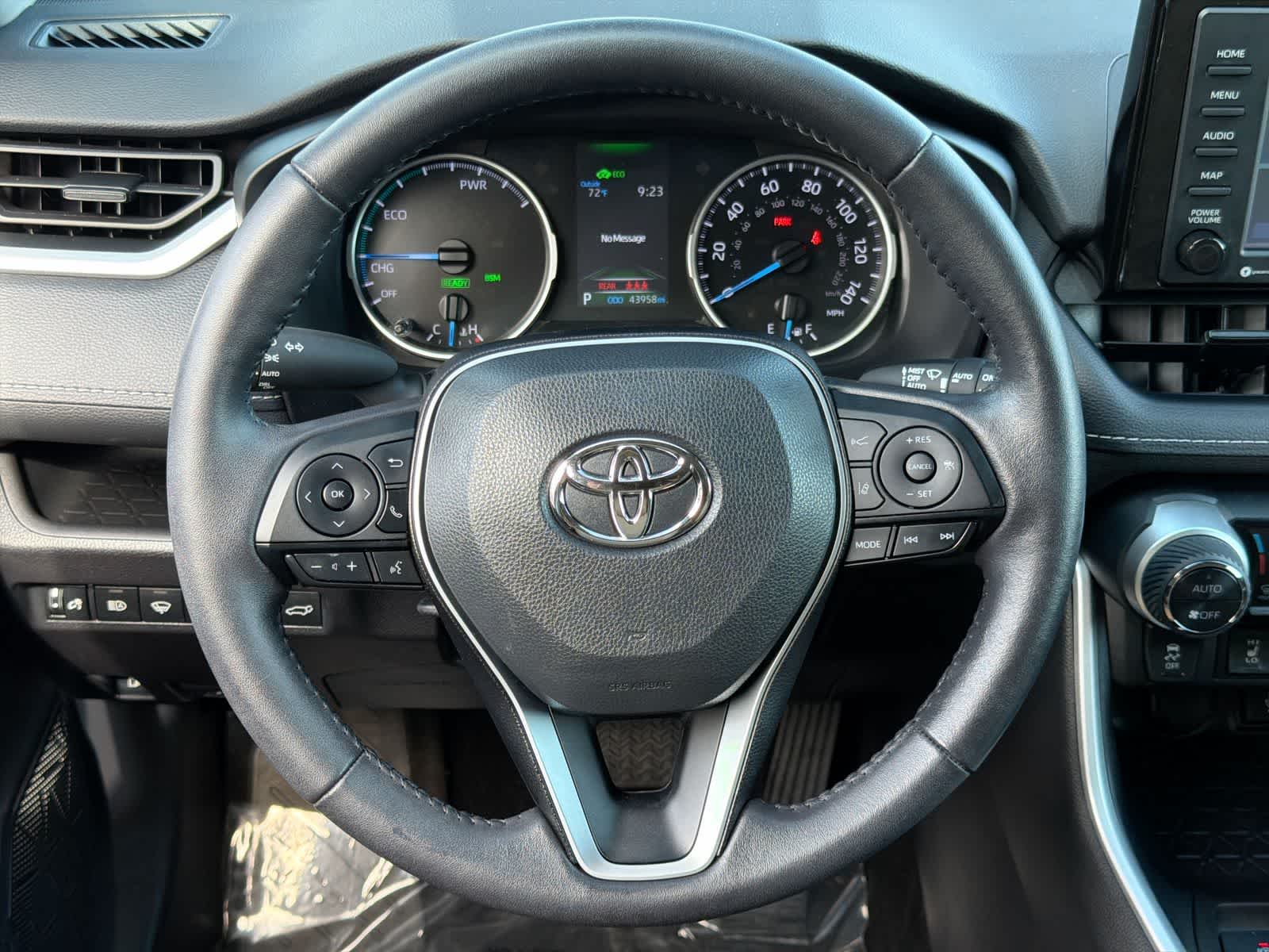 Thumbnail: 2022 Toyota RAV4 - 23