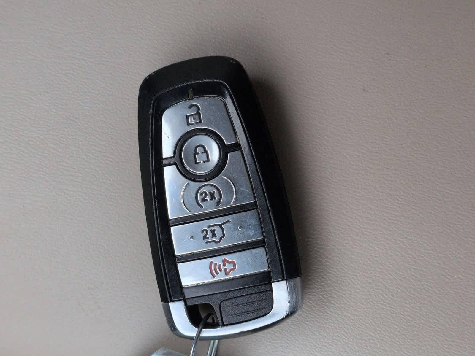 Thumbnail: 2022 Ford Explorer - 36