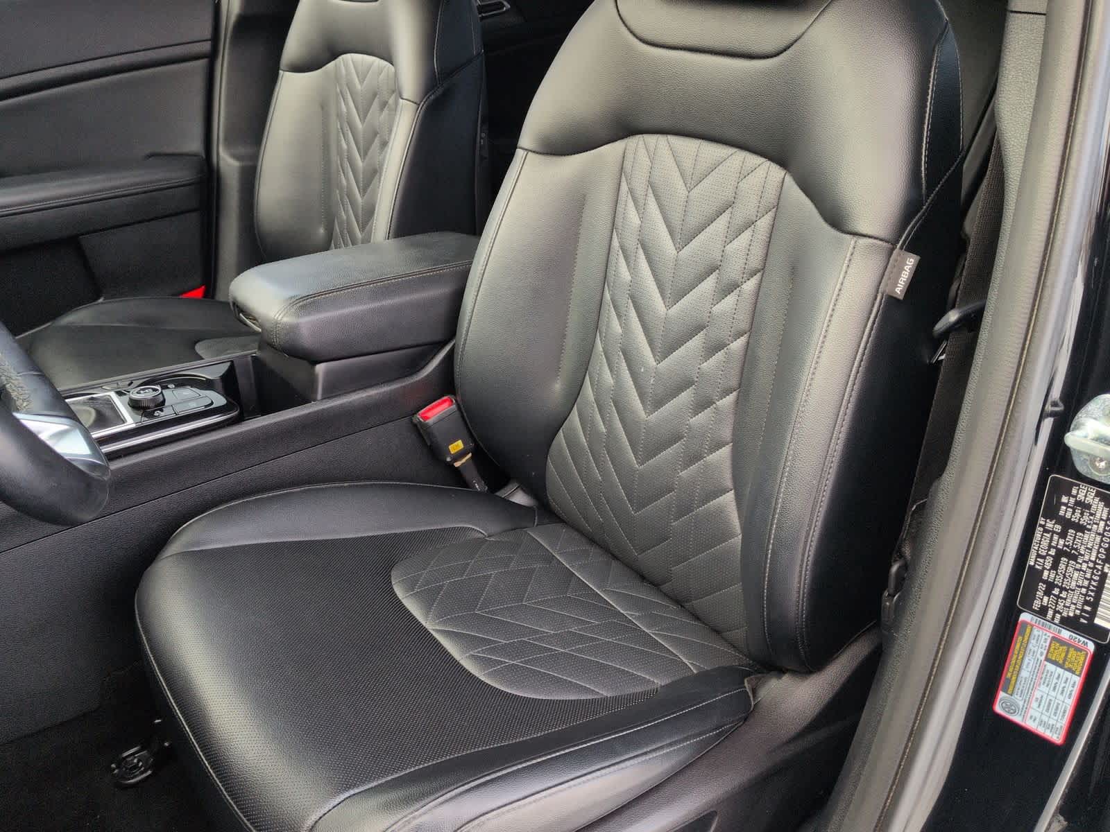 Thumbnail: 2023 Kia Sportage - 17