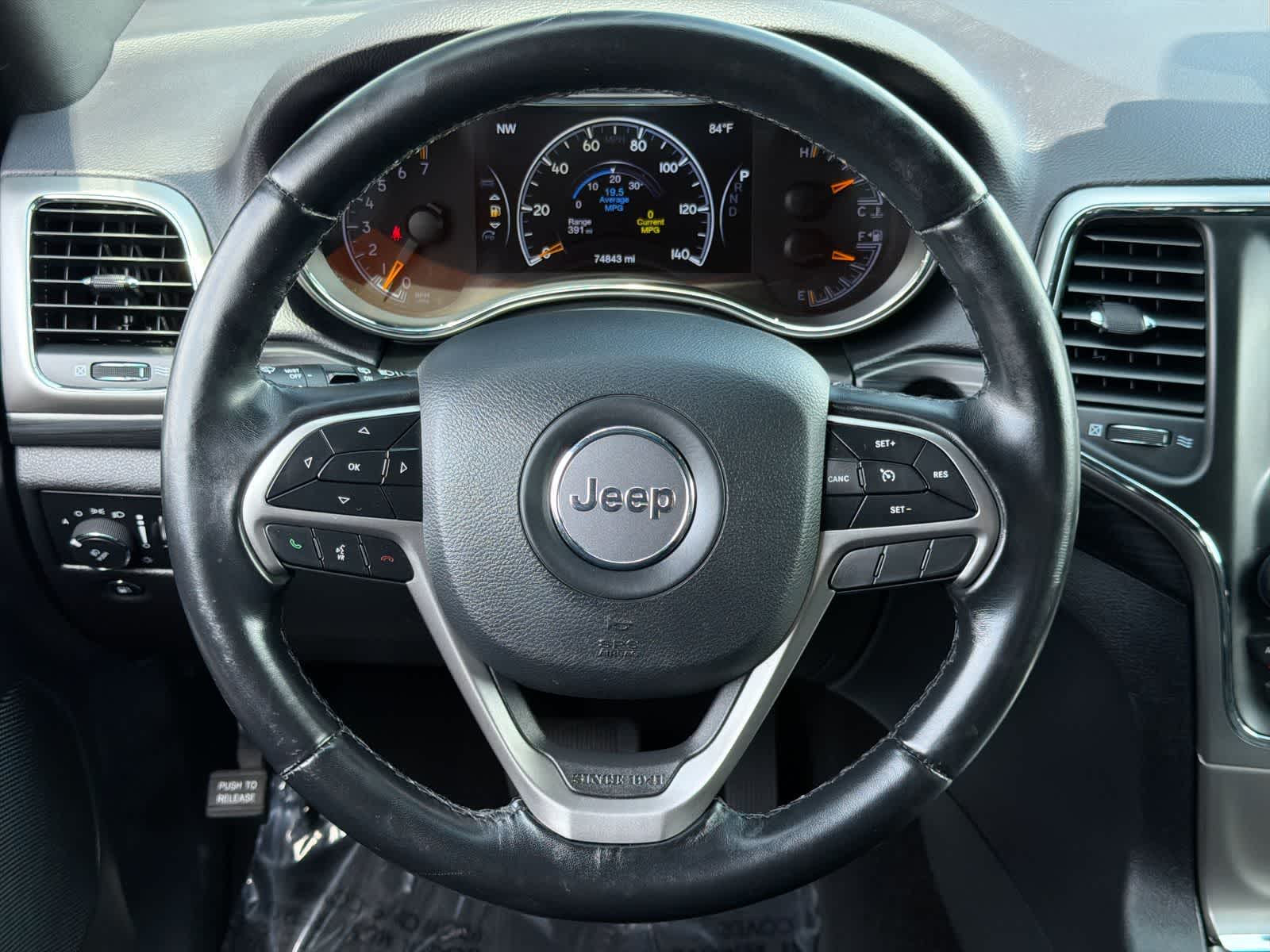Thumbnail: 2020 Jeep Grand Cherokee - 23