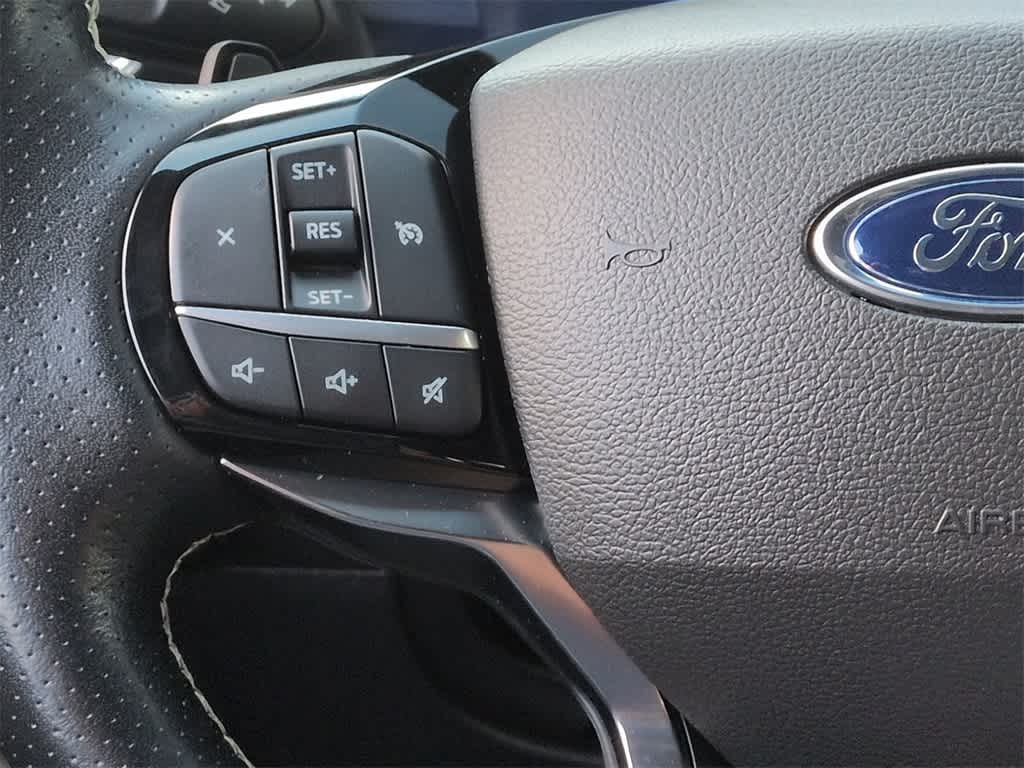 Thumbnail: 2022 Ford Explorer - 24