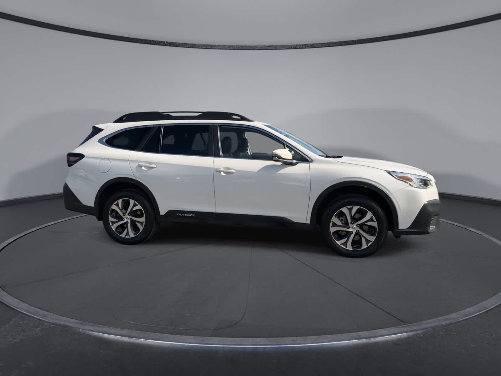 Thumbnail: 2022 Subaru Outback - 9