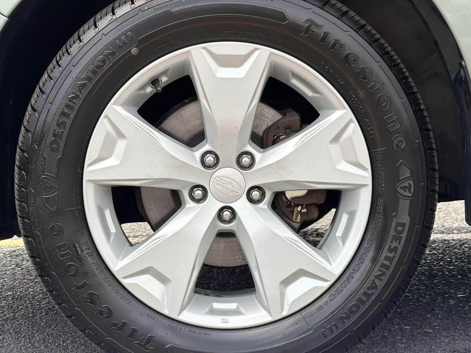 Thumbnail: 2015 Subaru Forester - 14