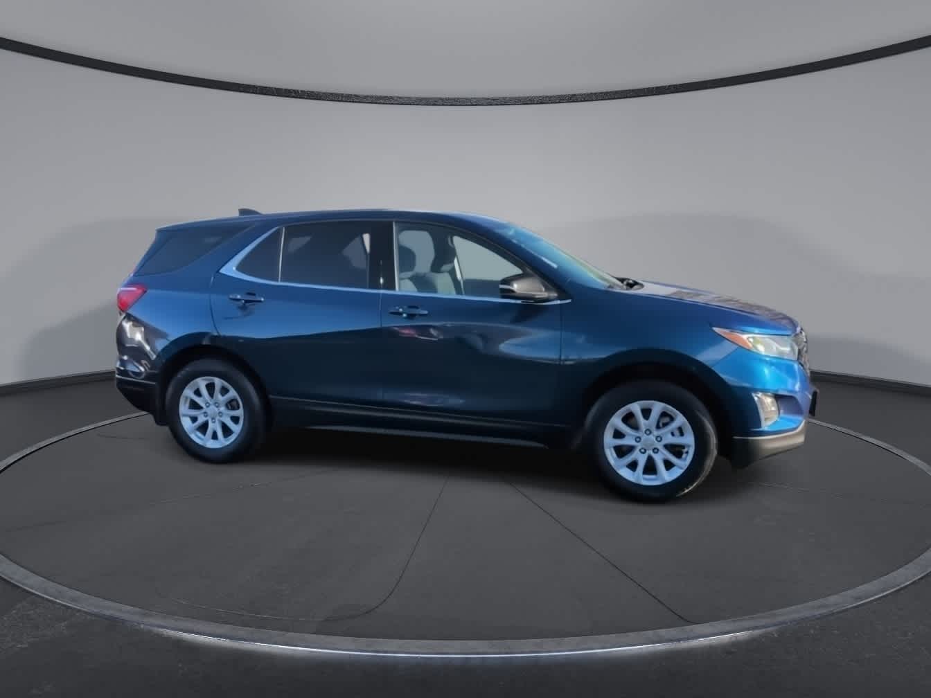 Thumbnail: 2019 Chevrolet Equinox - 9