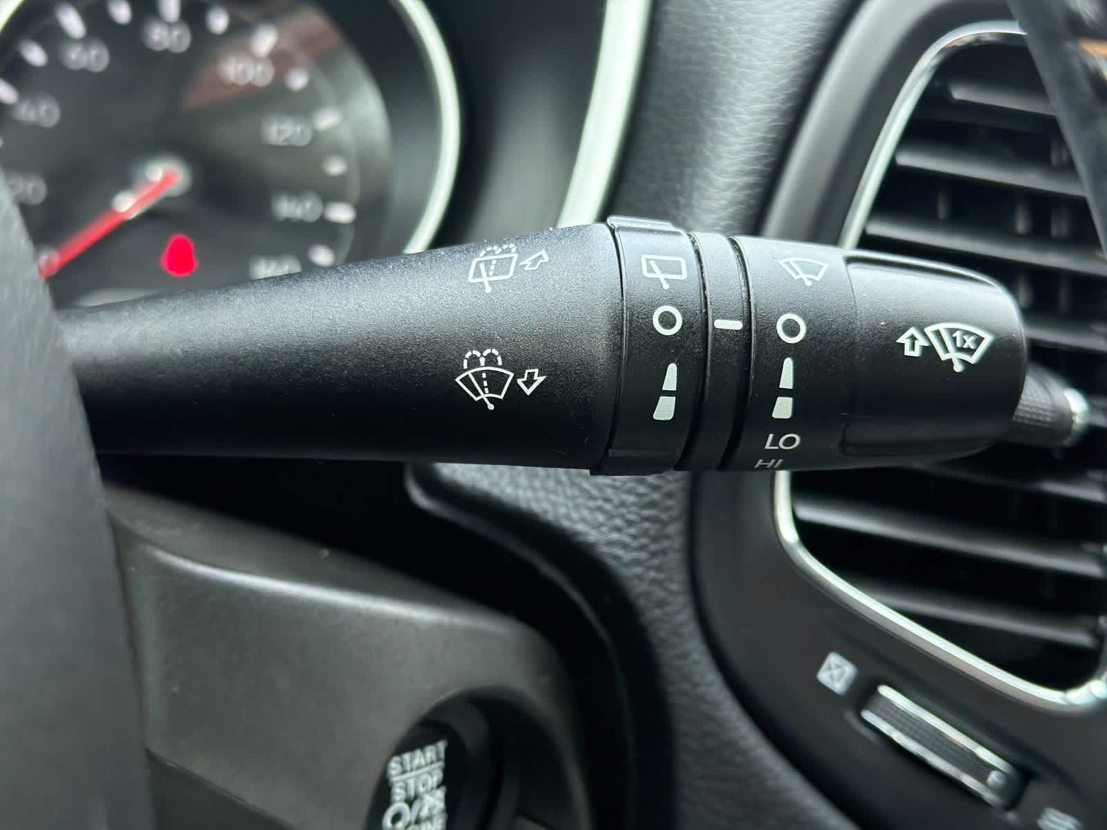 Thumbnail: 2020 Jeep Compass - 26