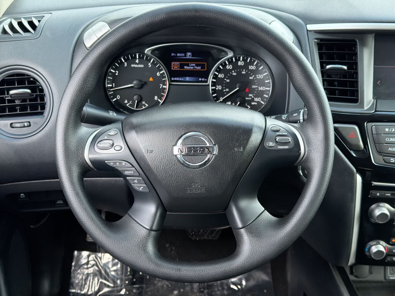 Thumbnail: 2020 Nissan Pathfinder - 23