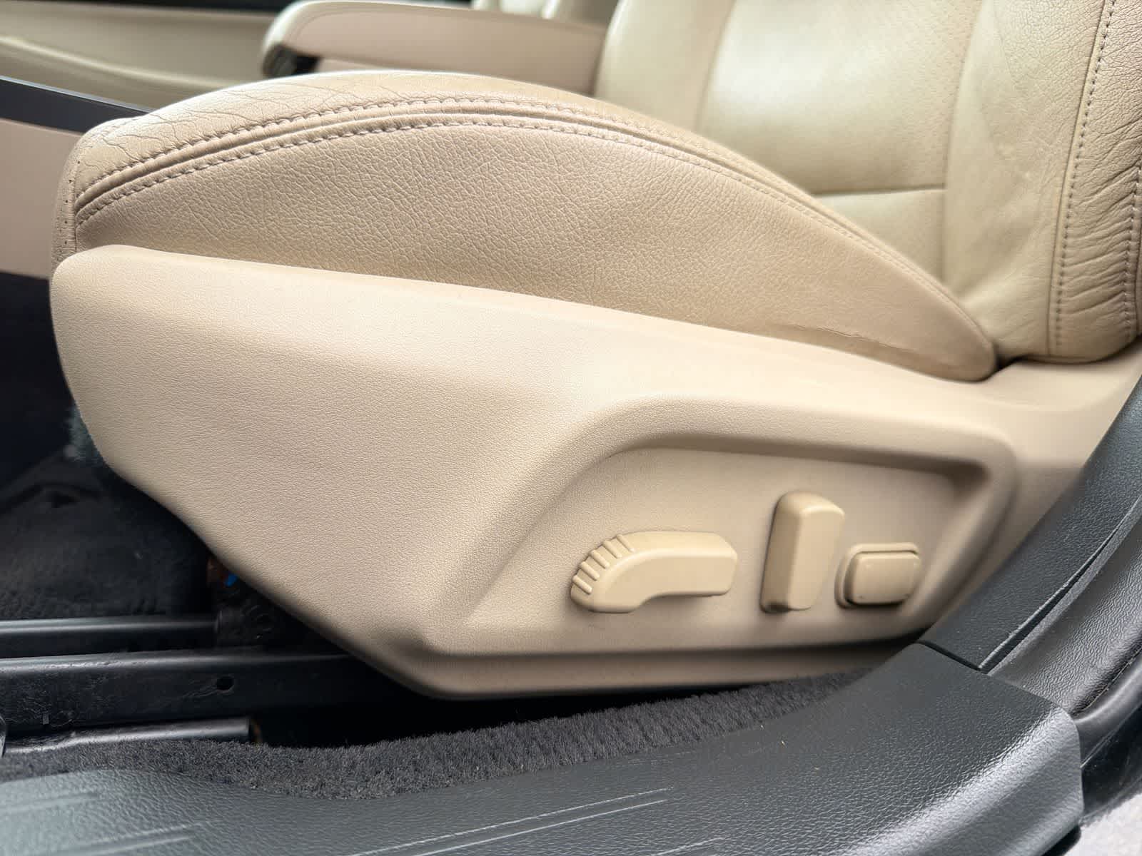 Thumbnail: 2018 Subaru Legacy - 18