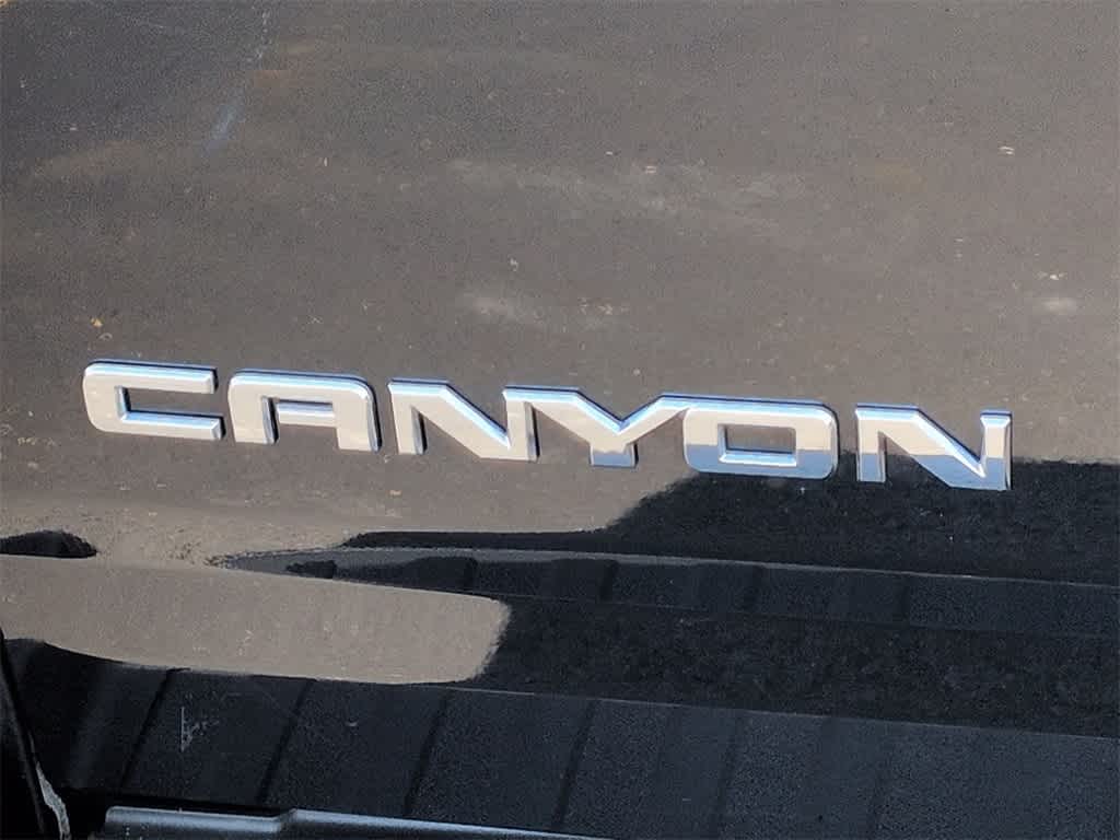 Thumbnail: 2018 GMC Canyon - 13