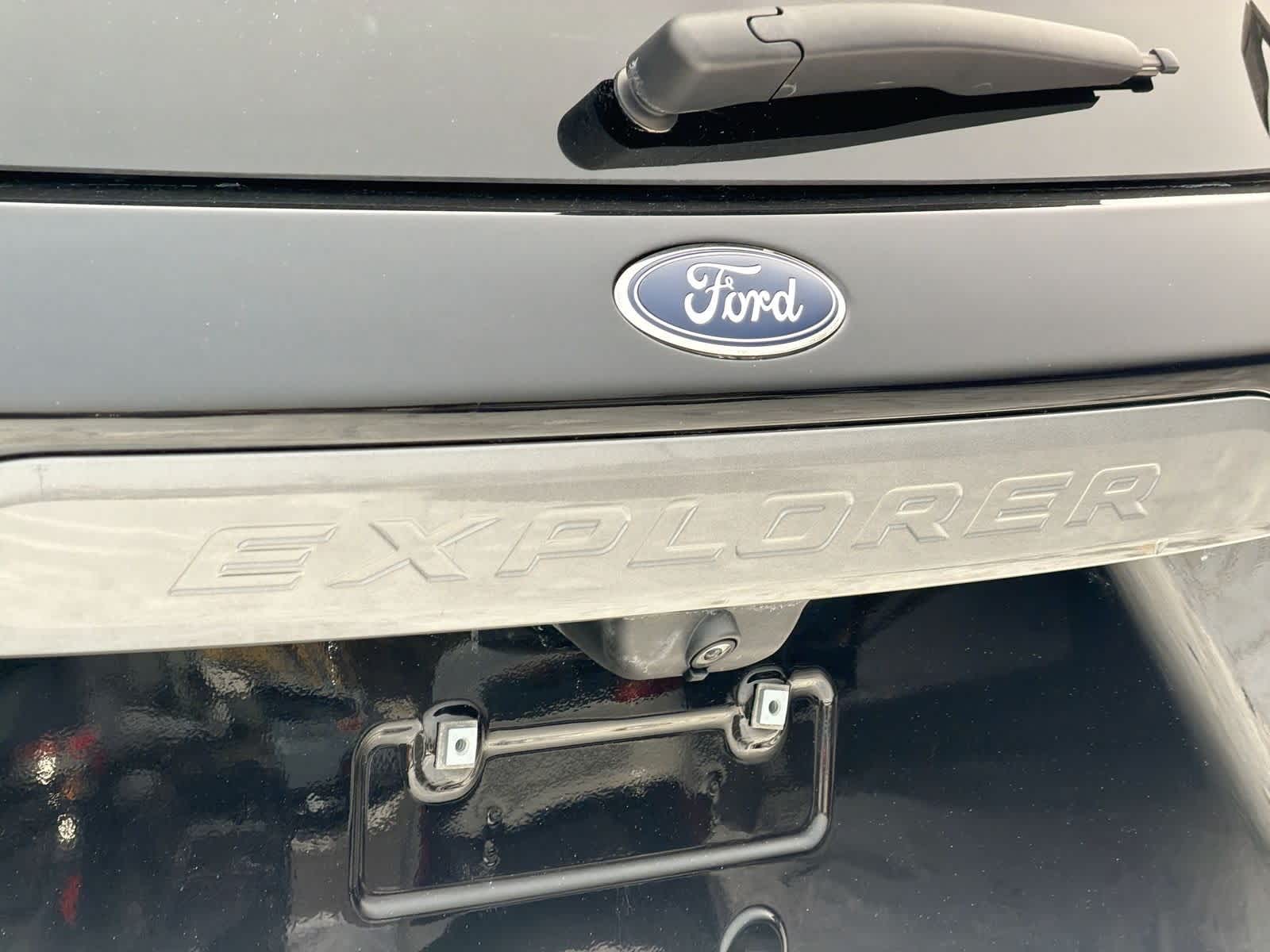 Thumbnail: 2021 Ford Explorer - 13