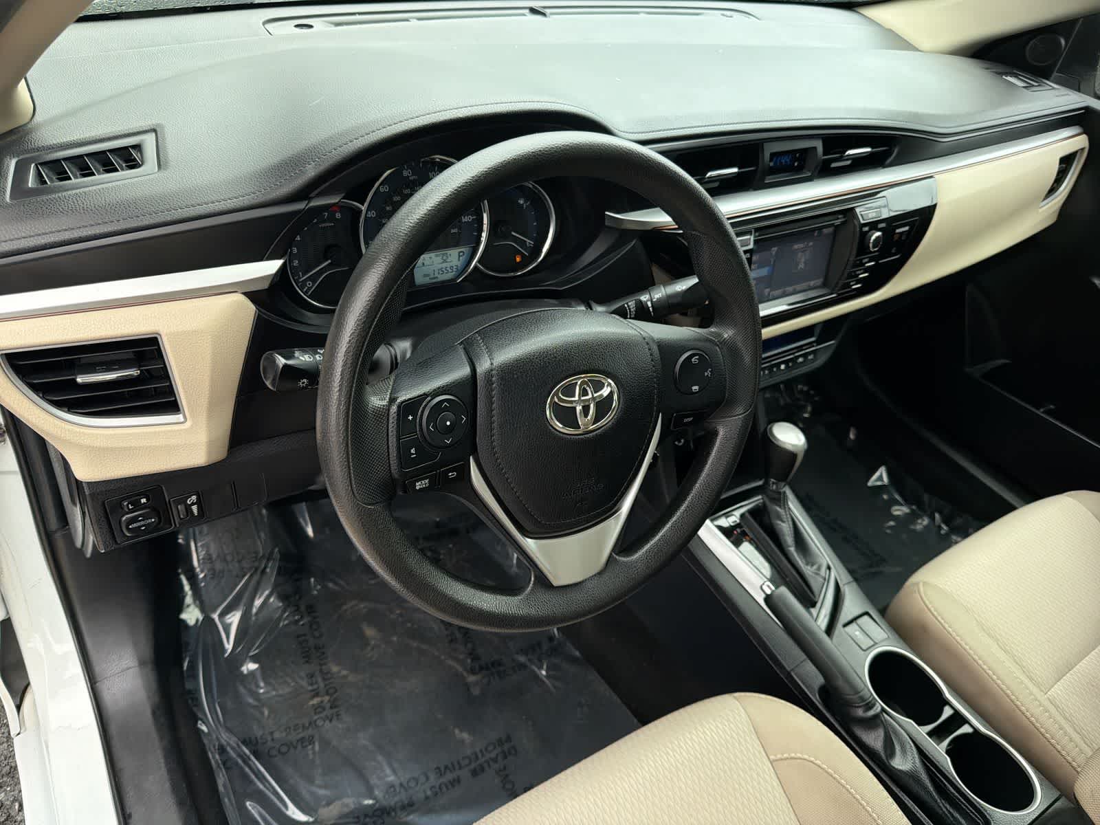 Thumbnail: 2015 Toyota Corolla - 10