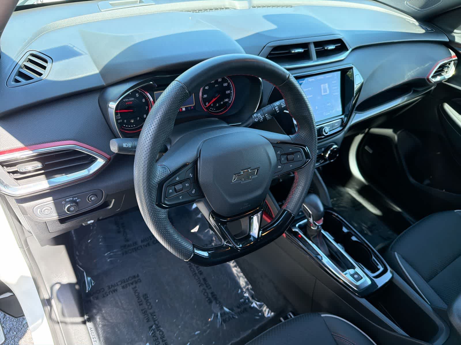 Thumbnail: 2023 Chevrolet TrailBlazer - 10