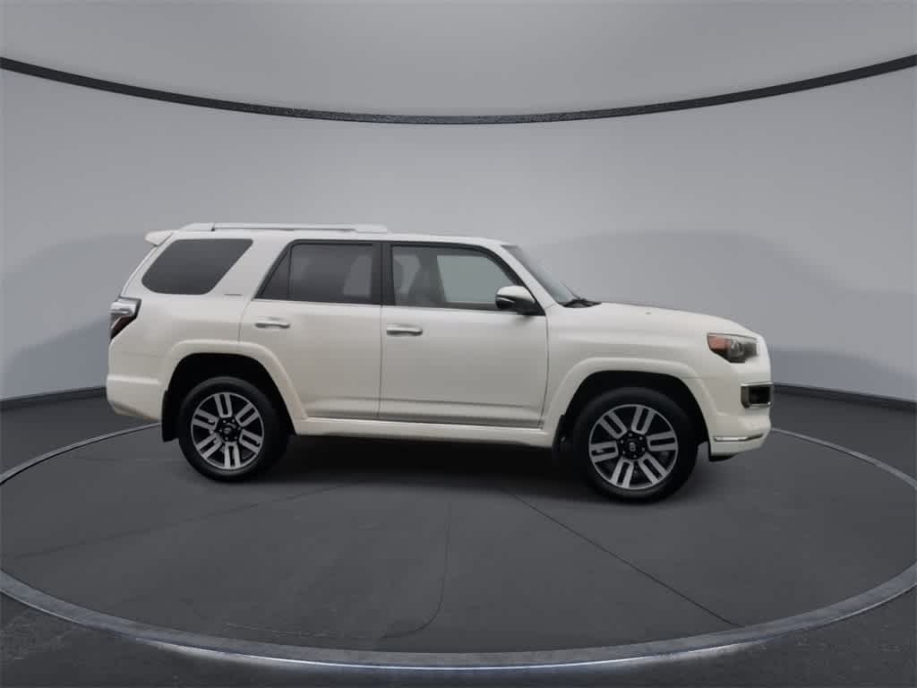 Thumbnail: 2022 Toyota 4Runner - 9