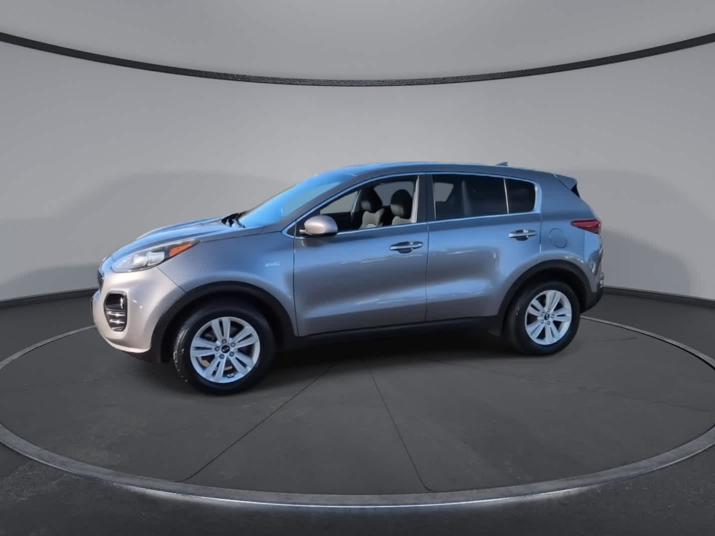 Thumbnail: 2017 Kia Sportage - 4