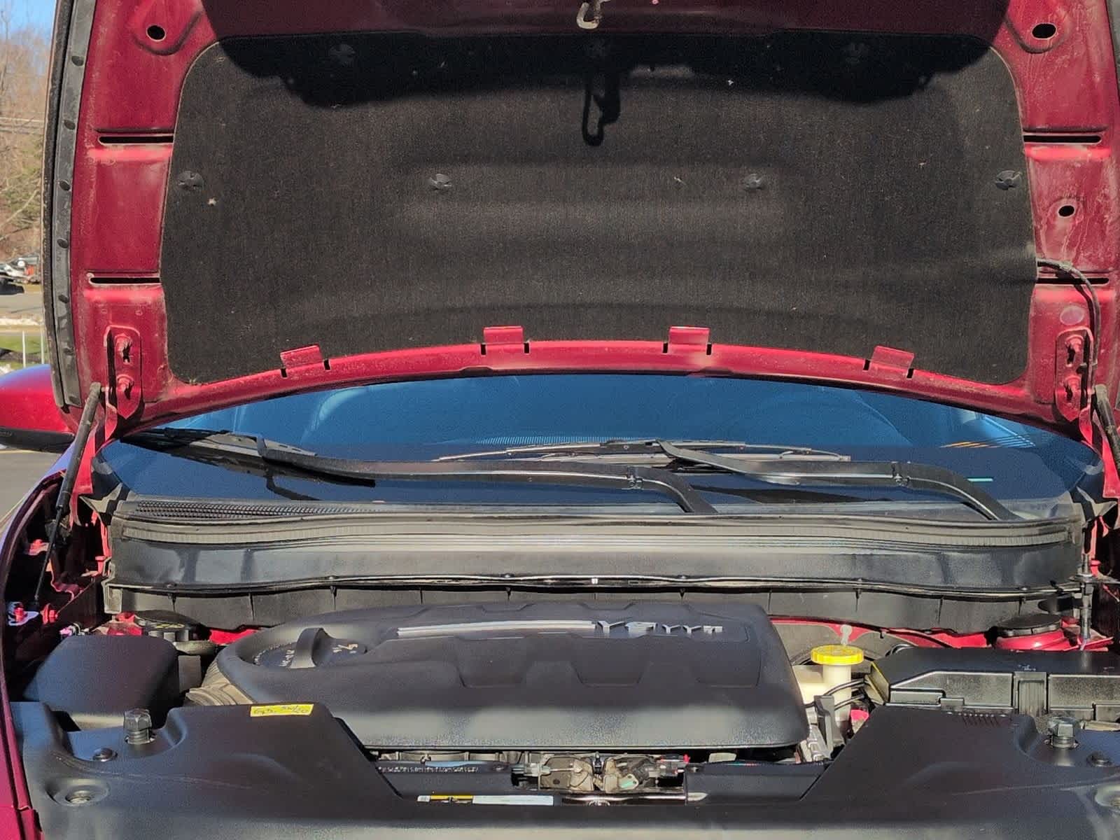 Thumbnail: 2016 Jeep Cherokee - 15