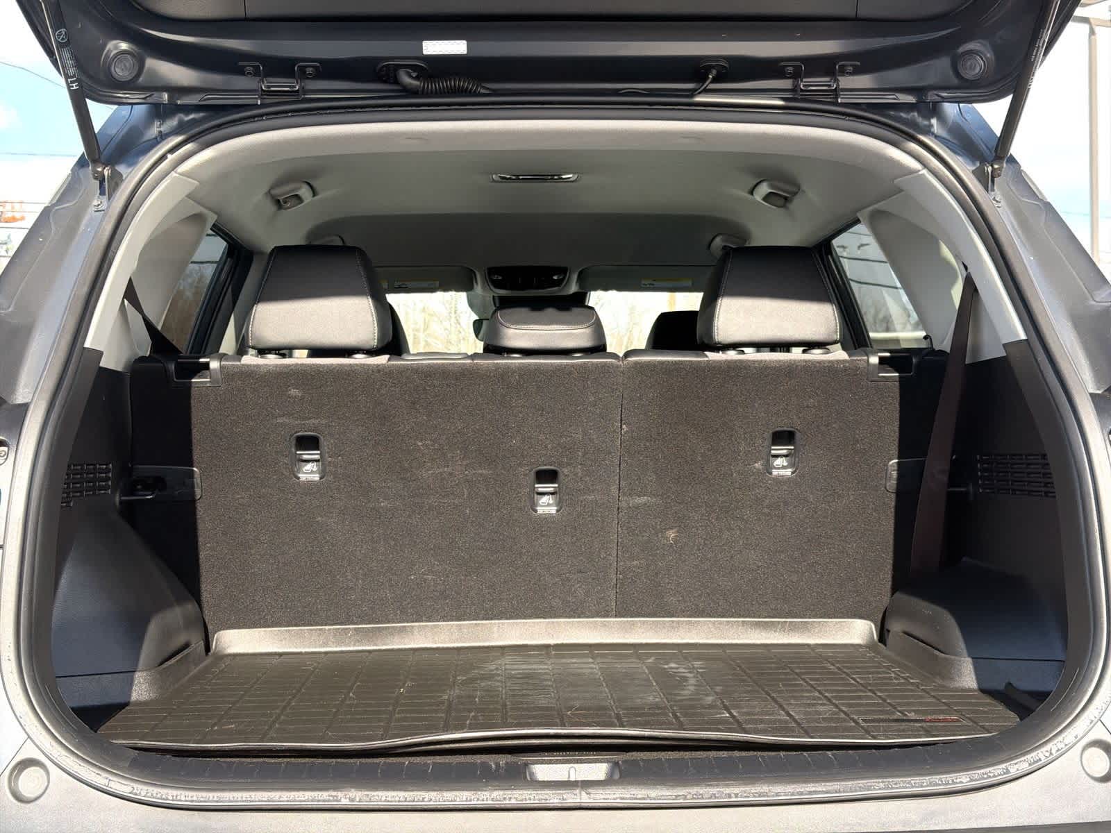 Thumbnail: 2023 Kia Seltos - 34