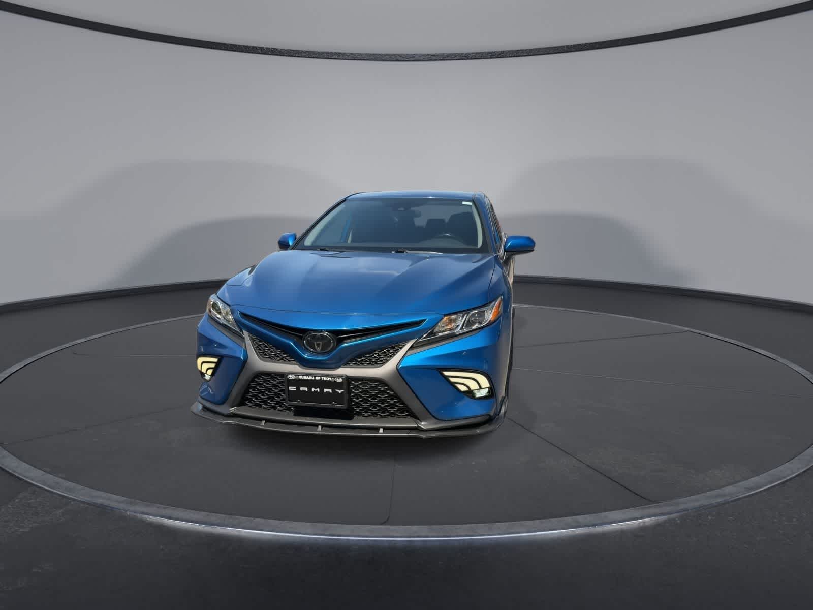 Thumbnail: 2020 Toyota Camry - 3