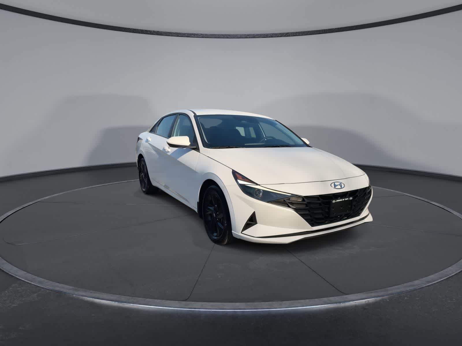 Thumbnail: 2023 Hyundai Elantra - 2