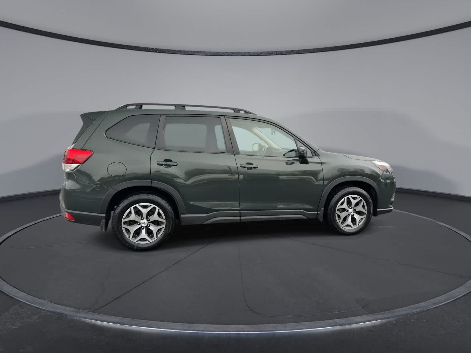 Thumbnail: 2023 Subaru Forester - 9