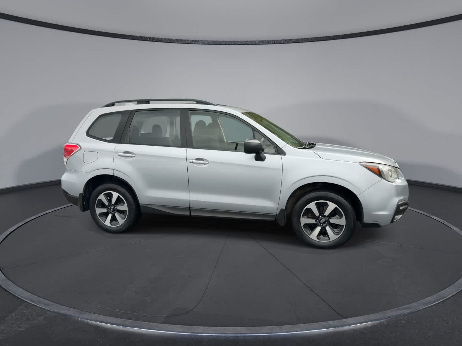 Thumbnail: 2018 Subaru Forester - 9