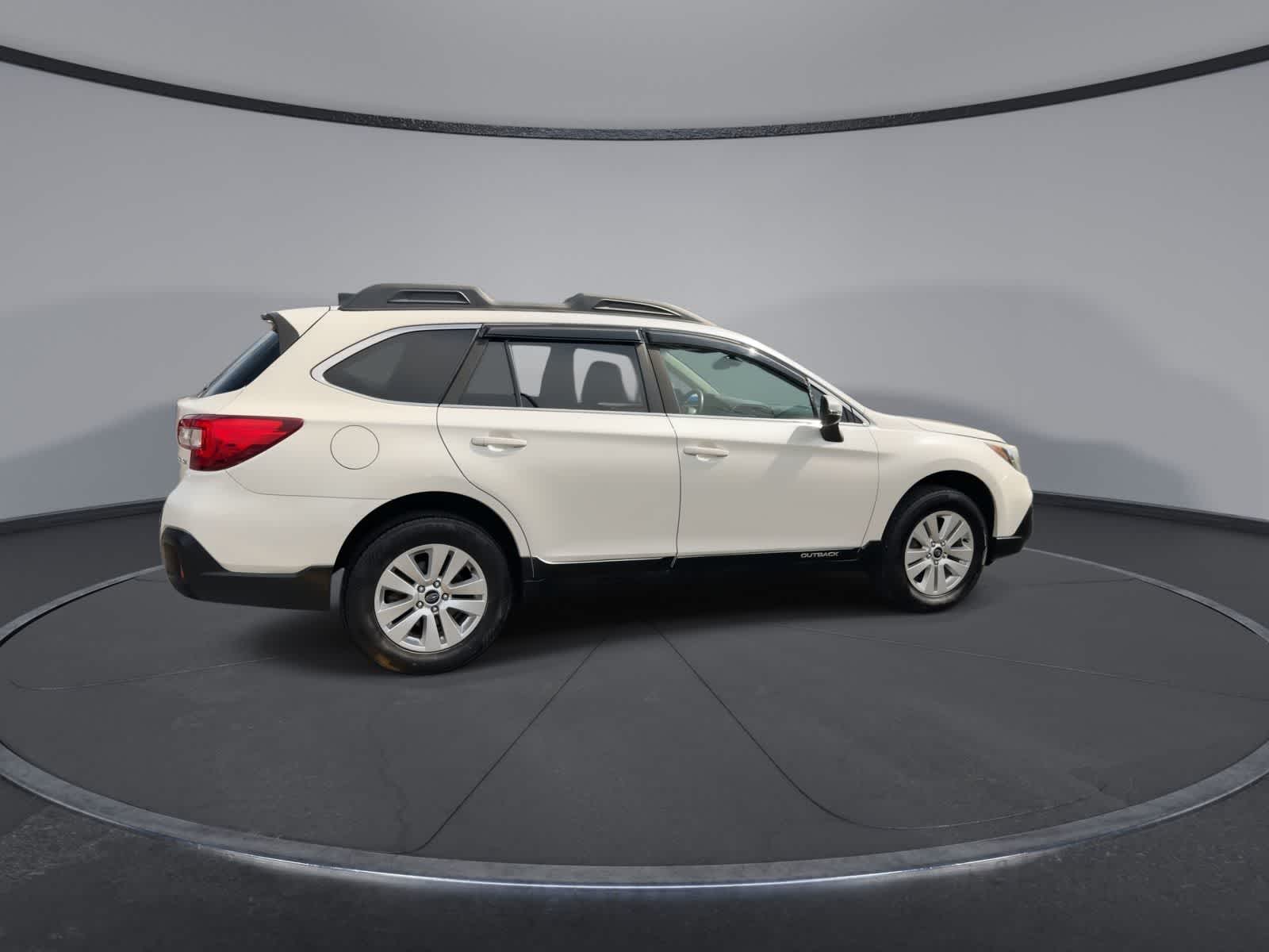 Thumbnail: 2019 Subaru Outback - 8