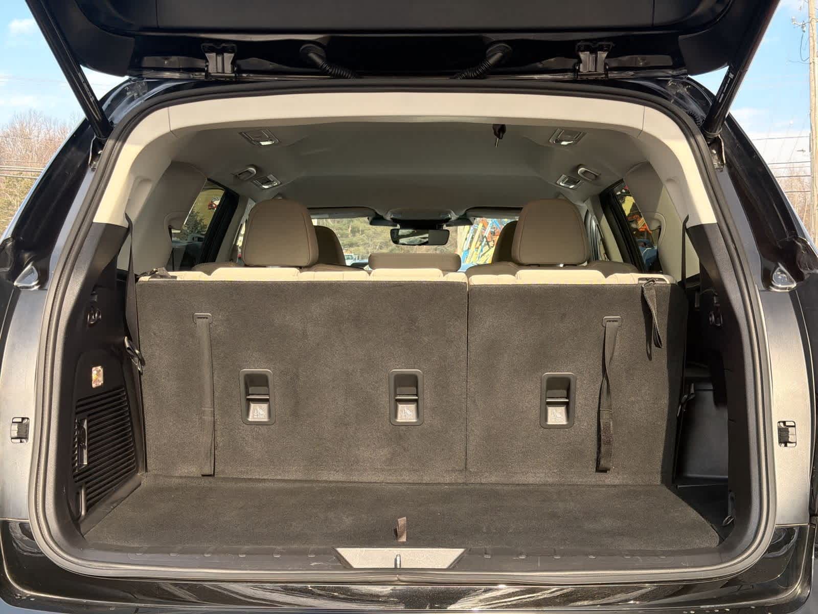 Thumbnail: 2023 Subaru Ascent - 34