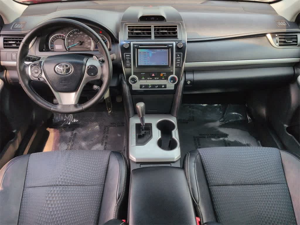 Thumbnail: 2013 Toyota Camry - 16