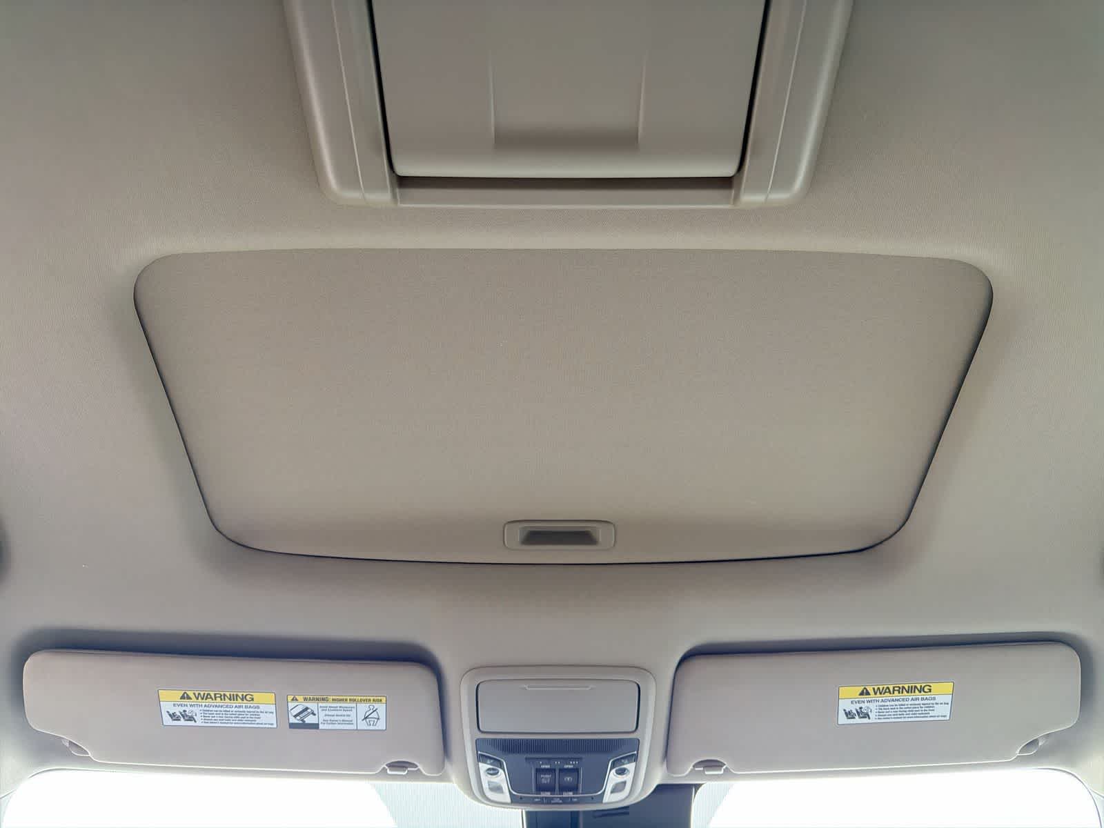 Thumbnail: 2016 Honda Pilot - 23