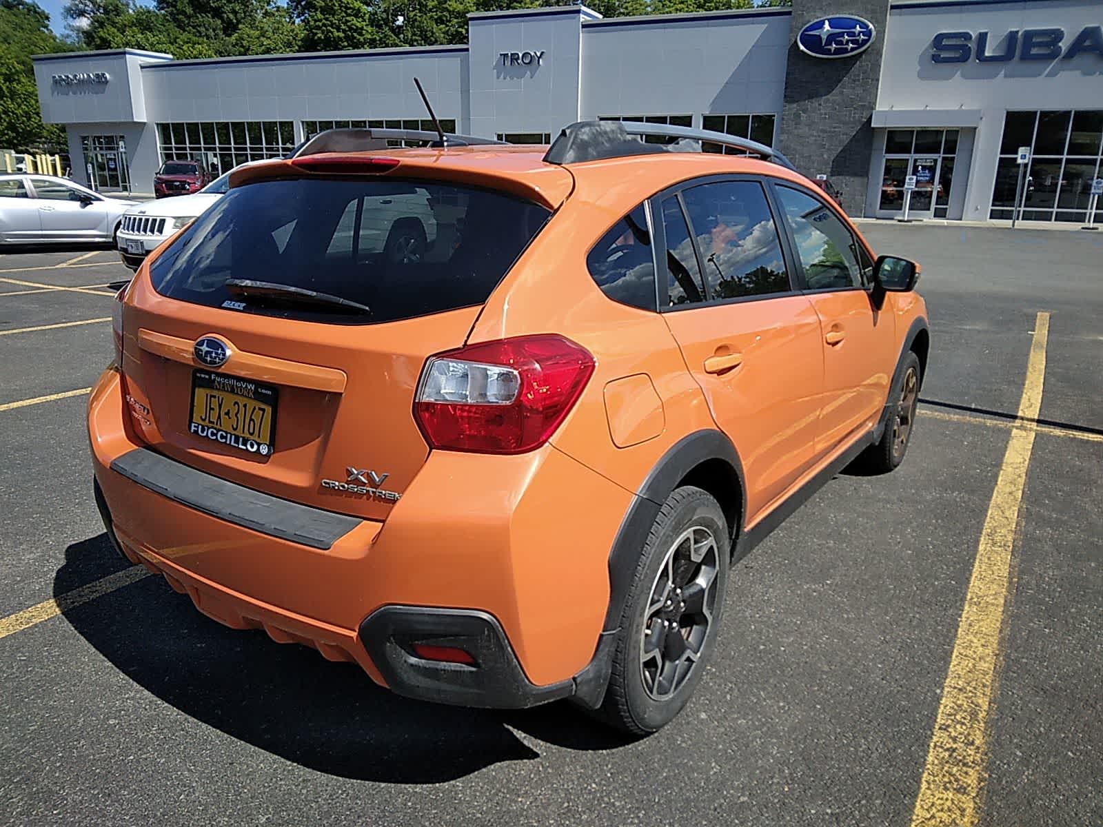 Thumbnail: 2015 Subaru XV Crosstrek - 3
