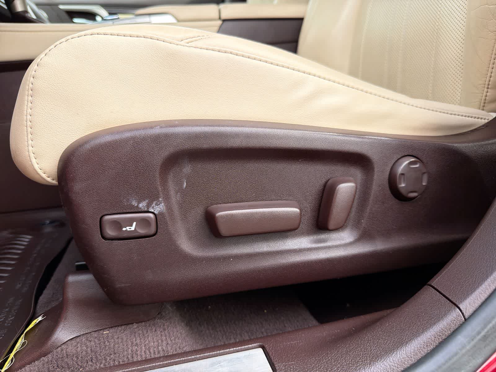 Thumbnail: 2019 Lexus RX - 18