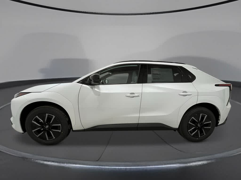 Thumbnail: 2026 Subaru Solterra - 2