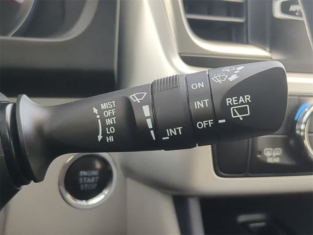 Thumbnail: 2017 Toyota Highlander - 27
