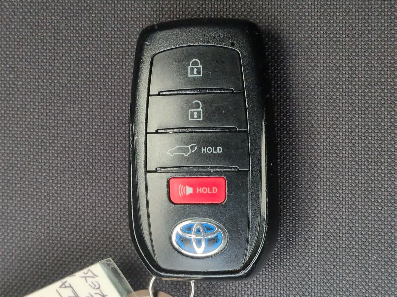 Thumbnail: 2022 Toyota Venza - 35