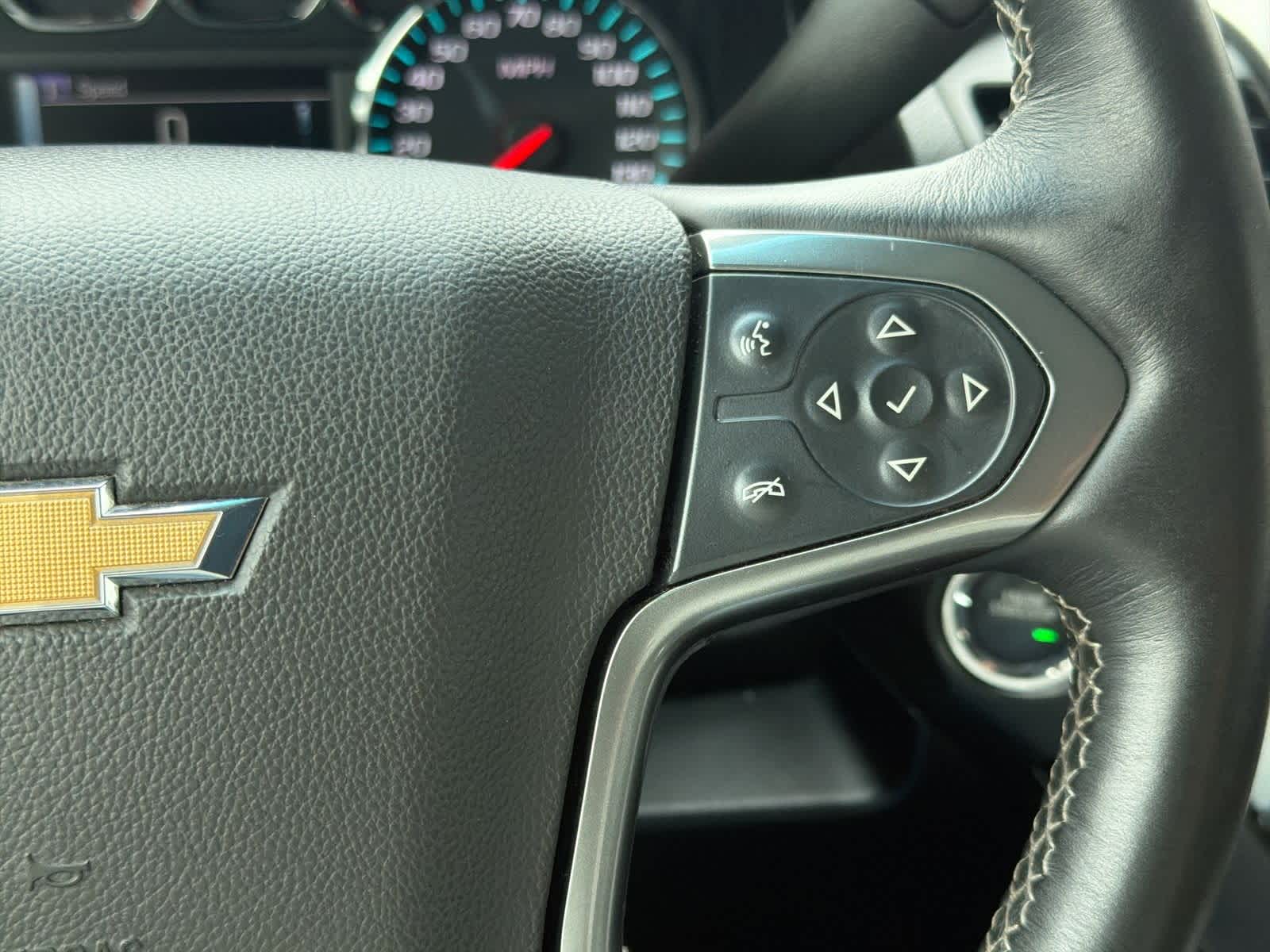 Thumbnail: 2015 Chevrolet Tahoe - 26