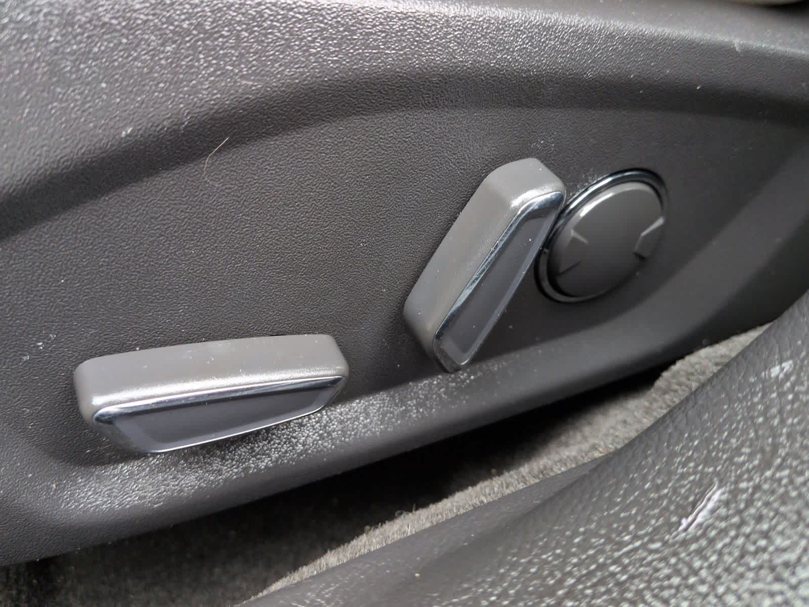 Thumbnail: 2015 Ford Fusion - 18