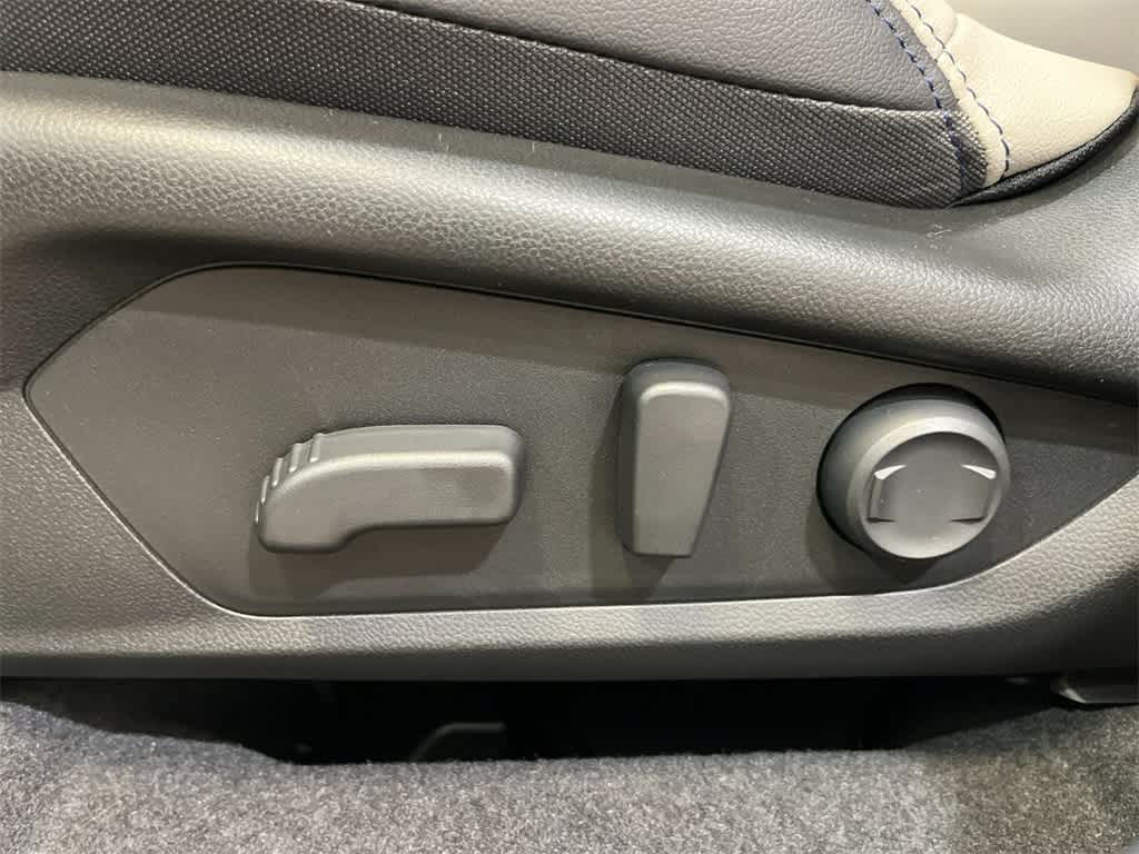 2025 Subaru Forester Limited 14
