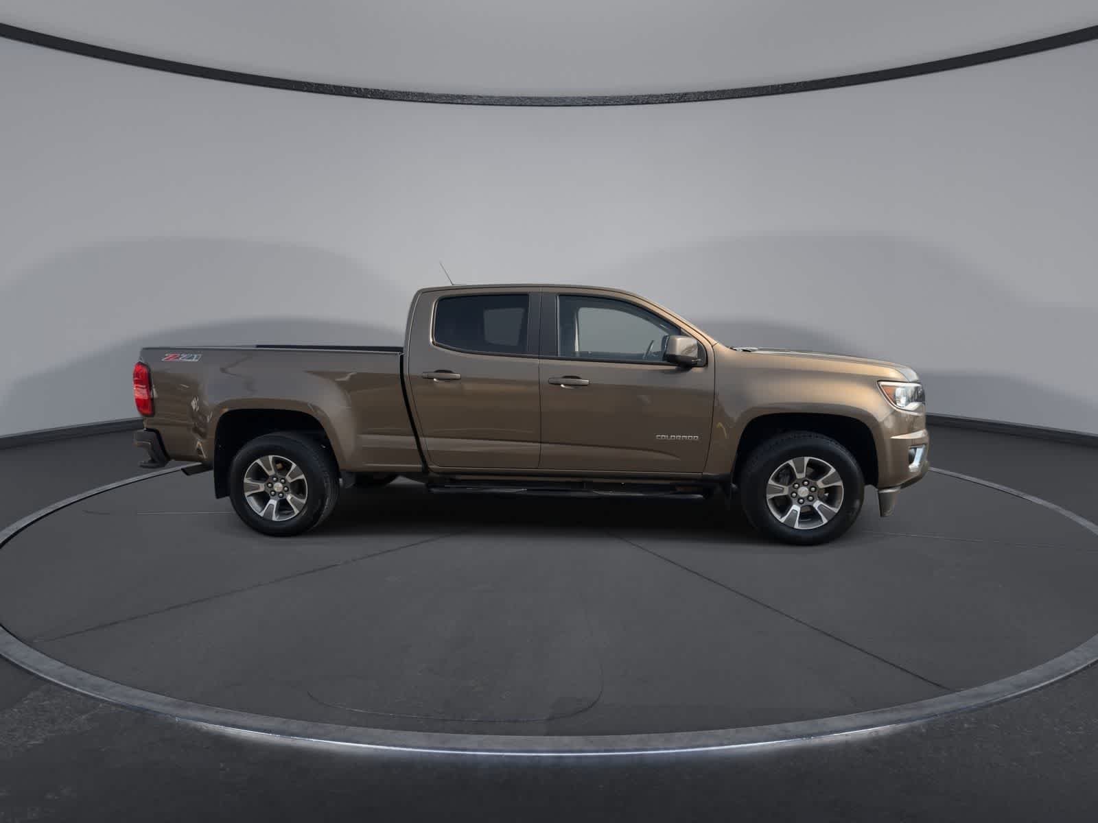 Thumbnail: 2016 Chevrolet Colorado - 9