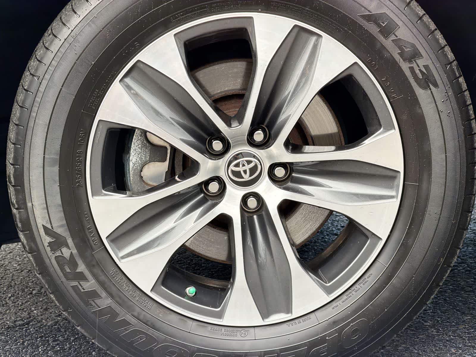 Thumbnail: 2021 Toyota Highlander - 13