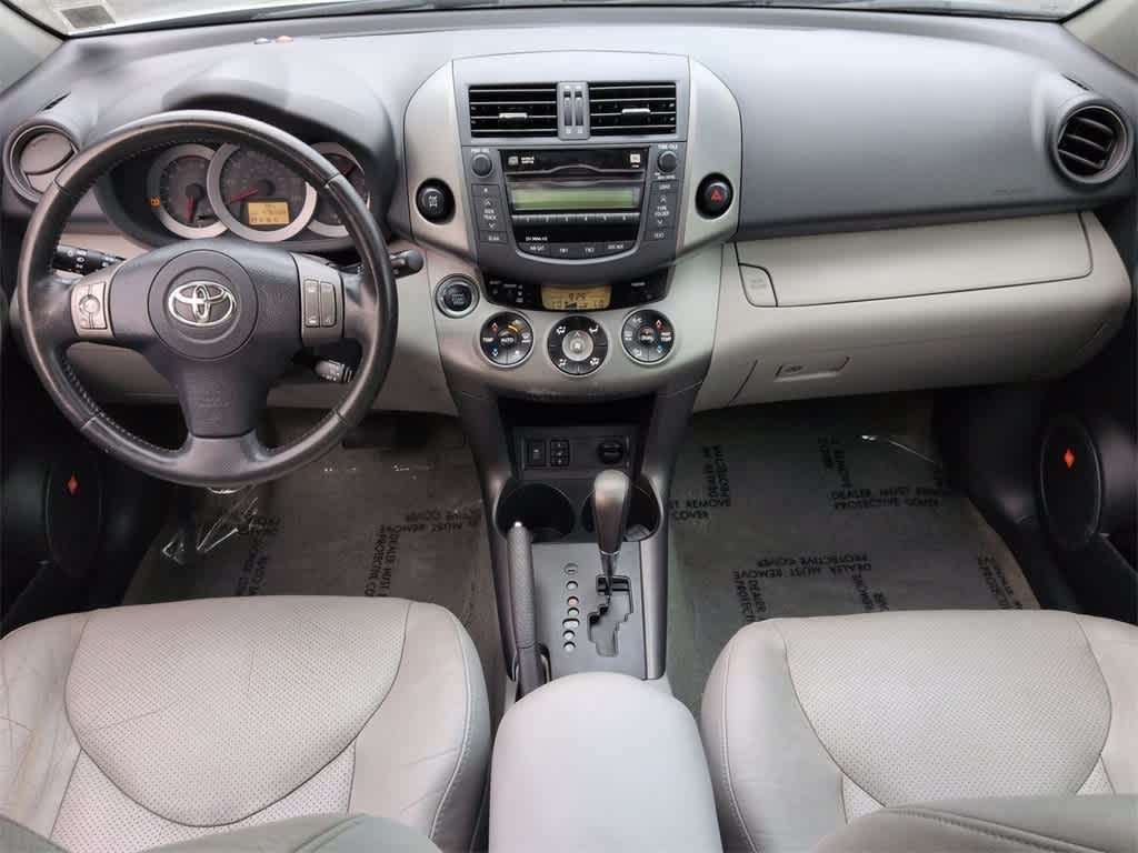 Thumbnail: 2011 Toyota RAV4 - 16