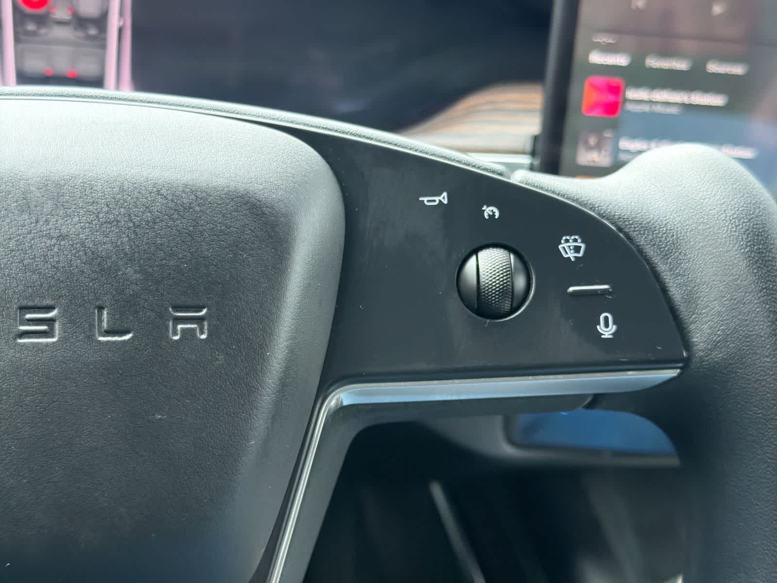 Thumbnail: 2022 Tesla Model S - 26