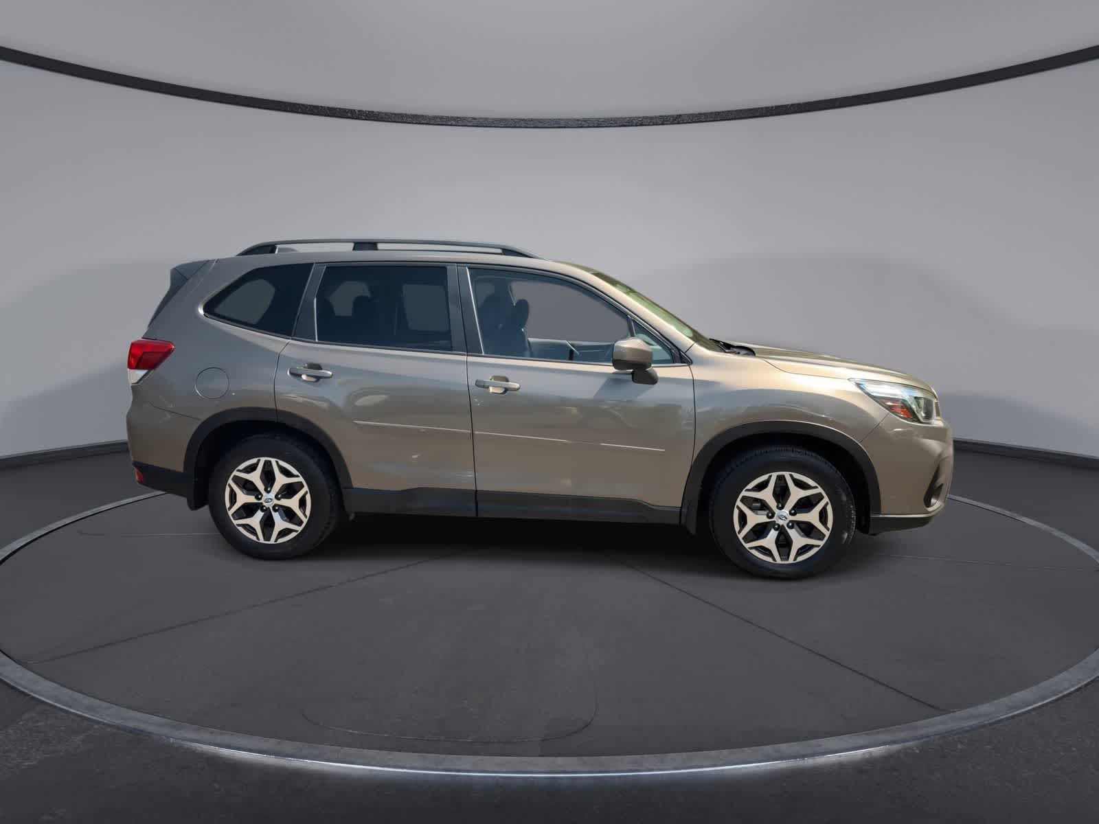 Thumbnail: 2020 Subaru Forester - 9