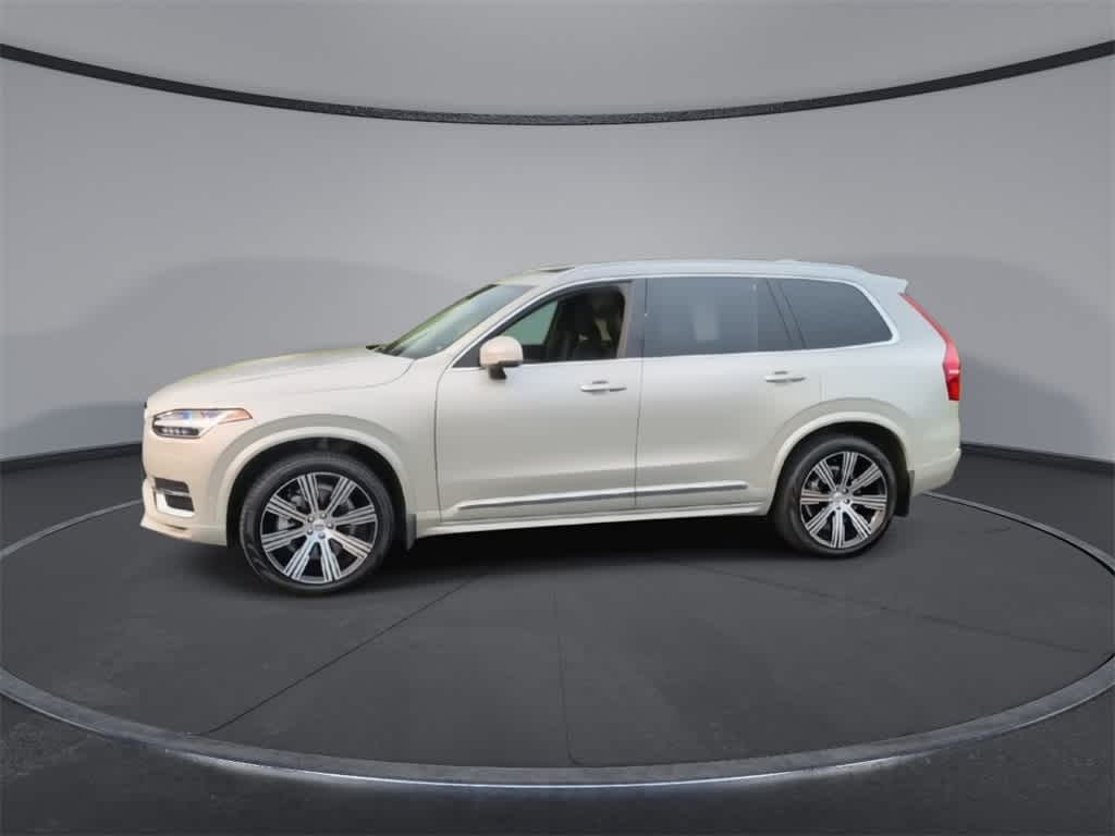 Thumbnail: 2022 Volvo XC90 - 4